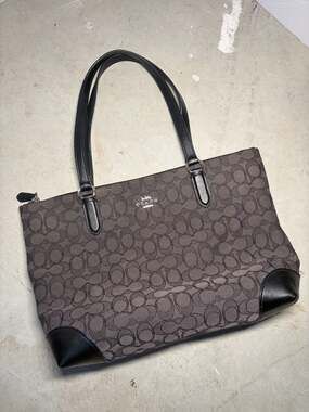 Coach F29958 Signature Jacquard Zip Top Tote Bag Black Smoke
